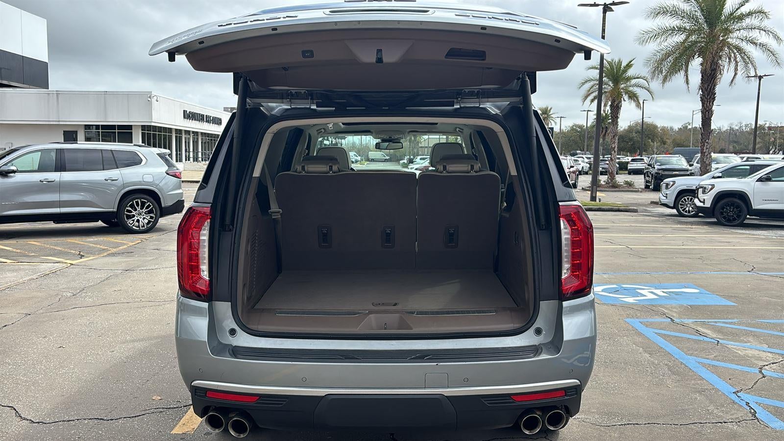 2024 GMC Yukon XL Denali