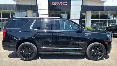 2023 GMC Yukon SLT
