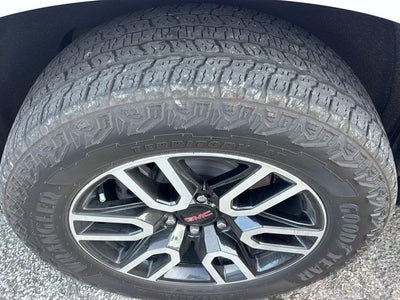 2024 GMC Yukon AT4