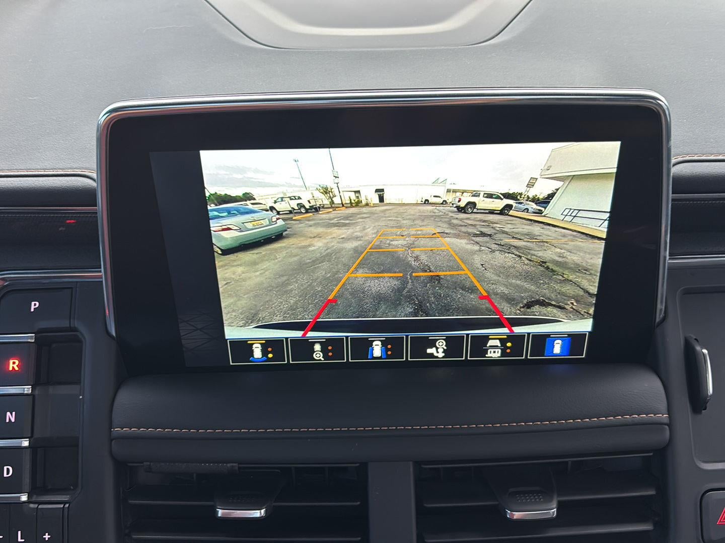 2024 GMC Yukon AT4