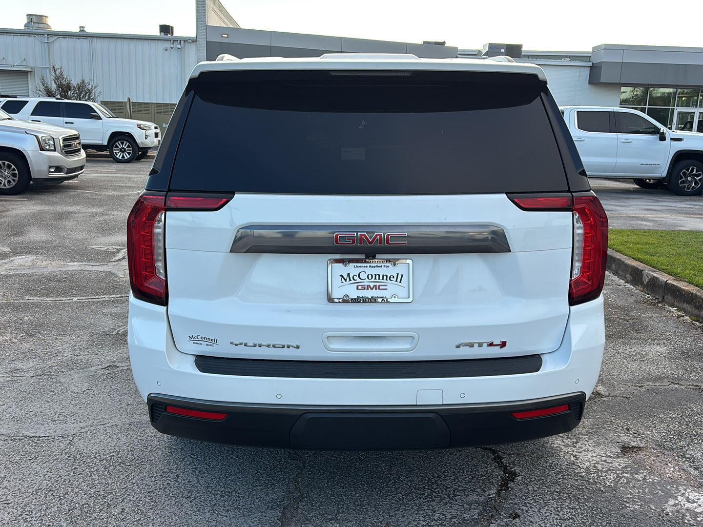 2024 GMC Yukon AT4