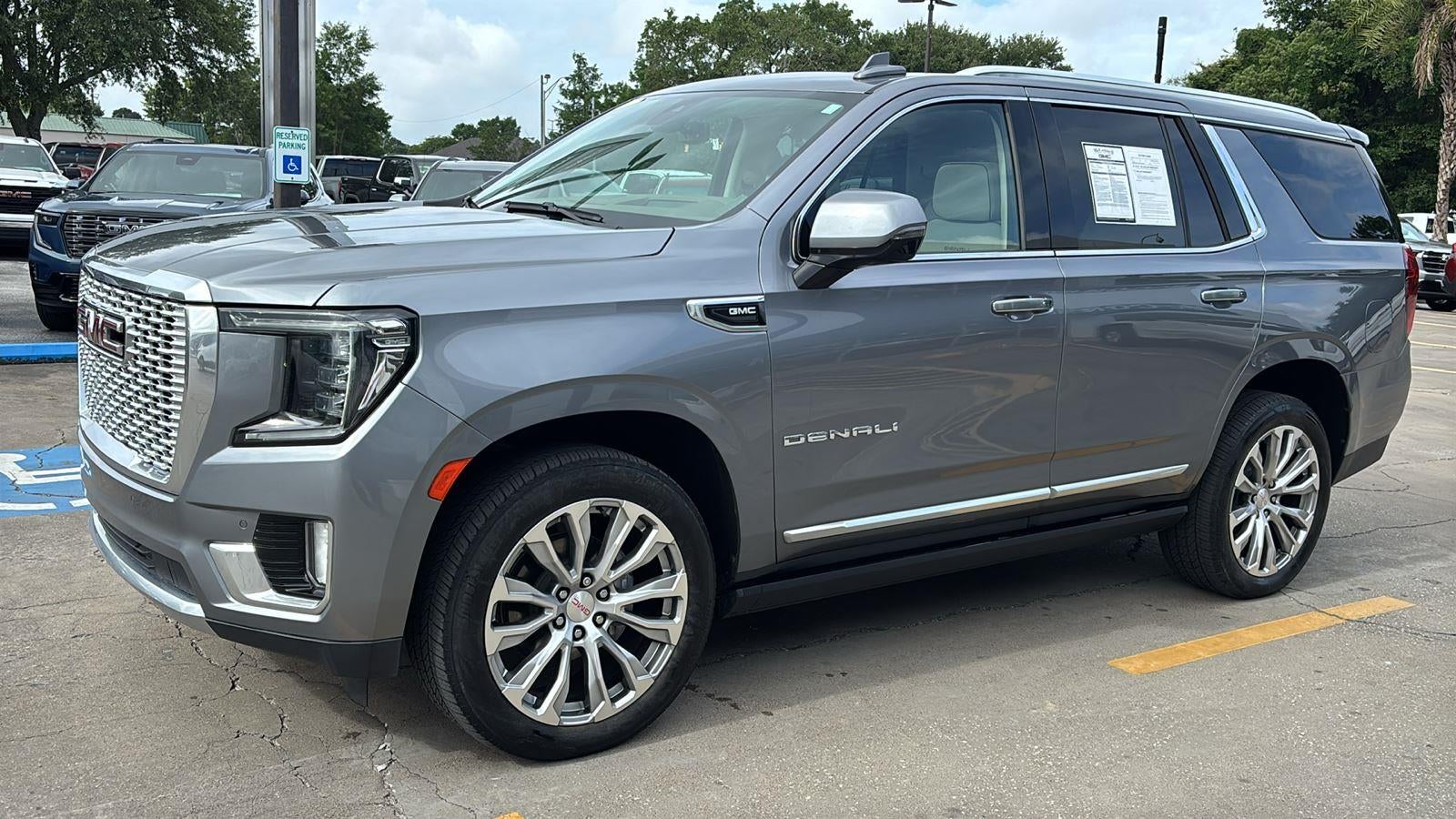 2022 GMC Yukon Denali