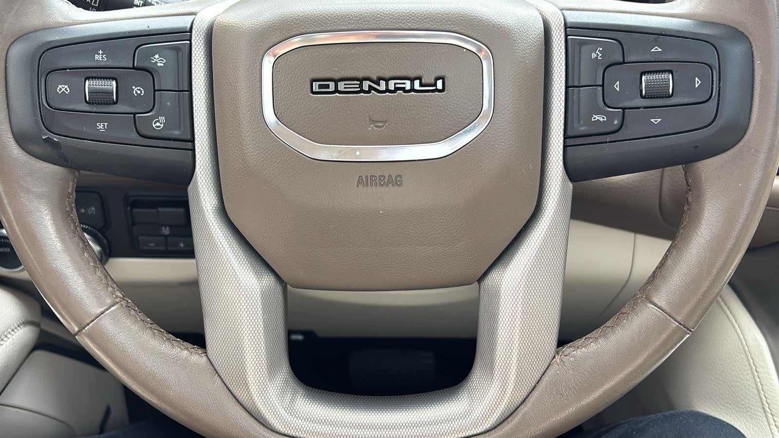 2022 GMC Yukon Denali