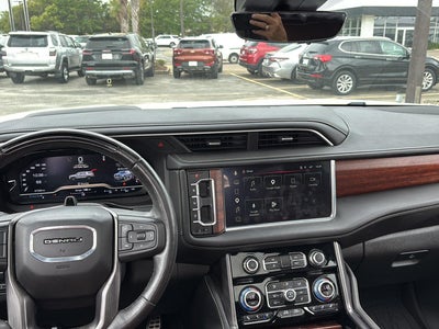 2023 GMC Yukon Denali Ultimate