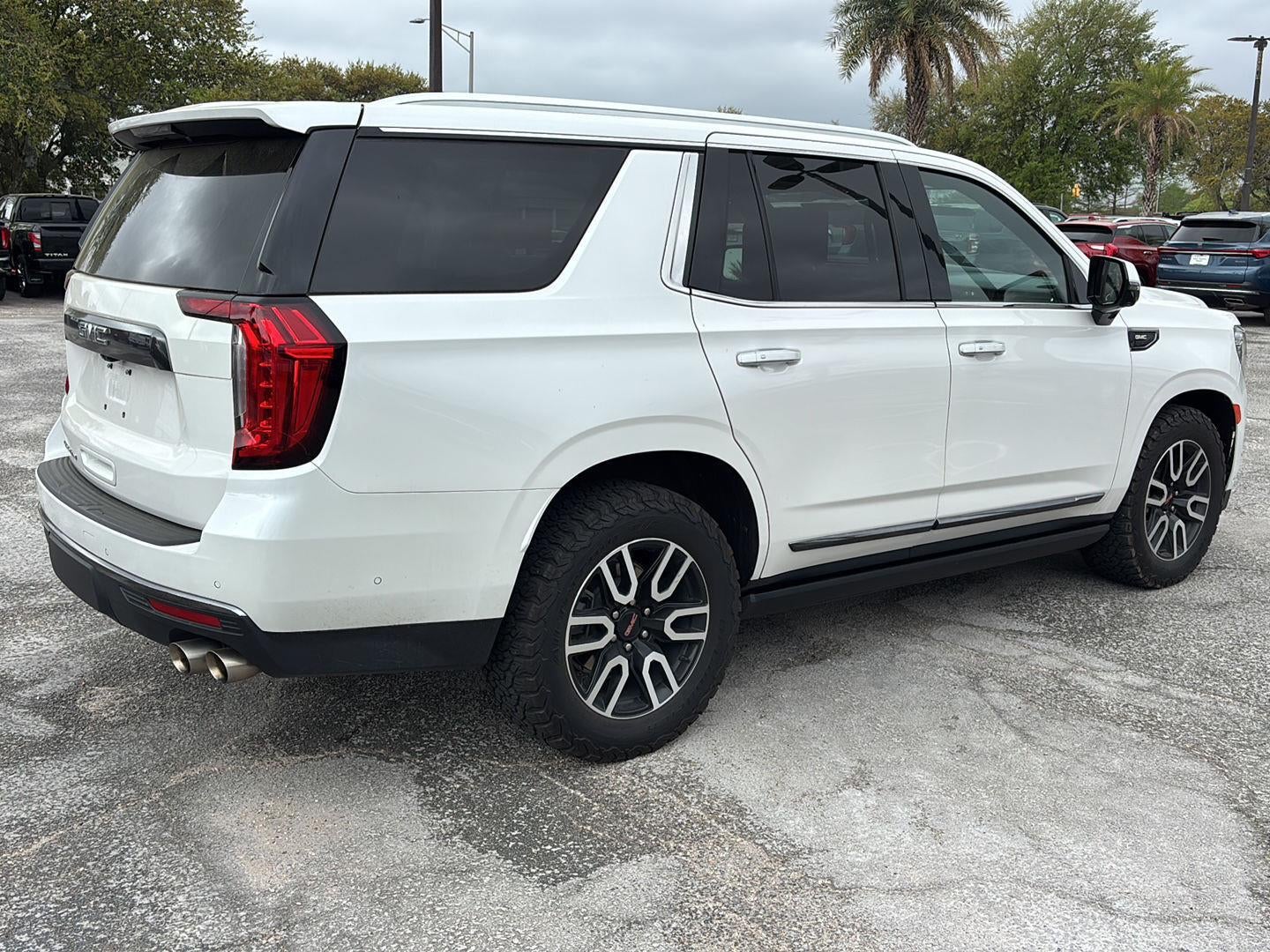2023 GMC Yukon Denali Ultimate