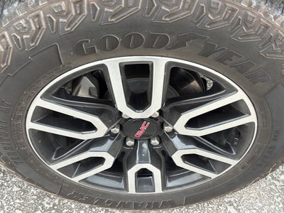 2024 GMC Yukon XL AT4