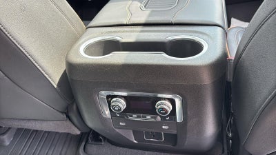 2024 GMC Yukon XL AT4