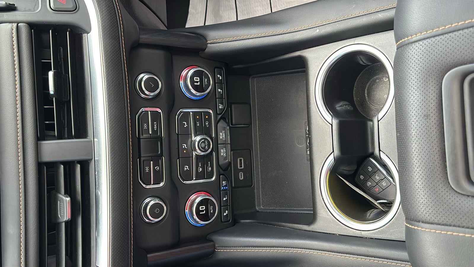 2024 GMC Yukon XL AT4