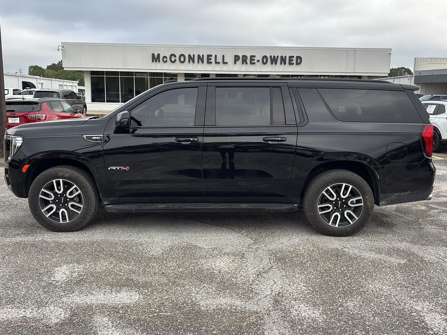 2024 GMC Yukon XL AT4