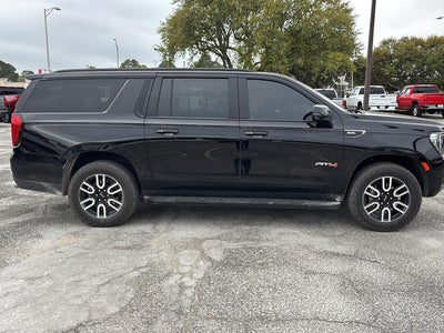 2024 GMC Yukon XL AT4