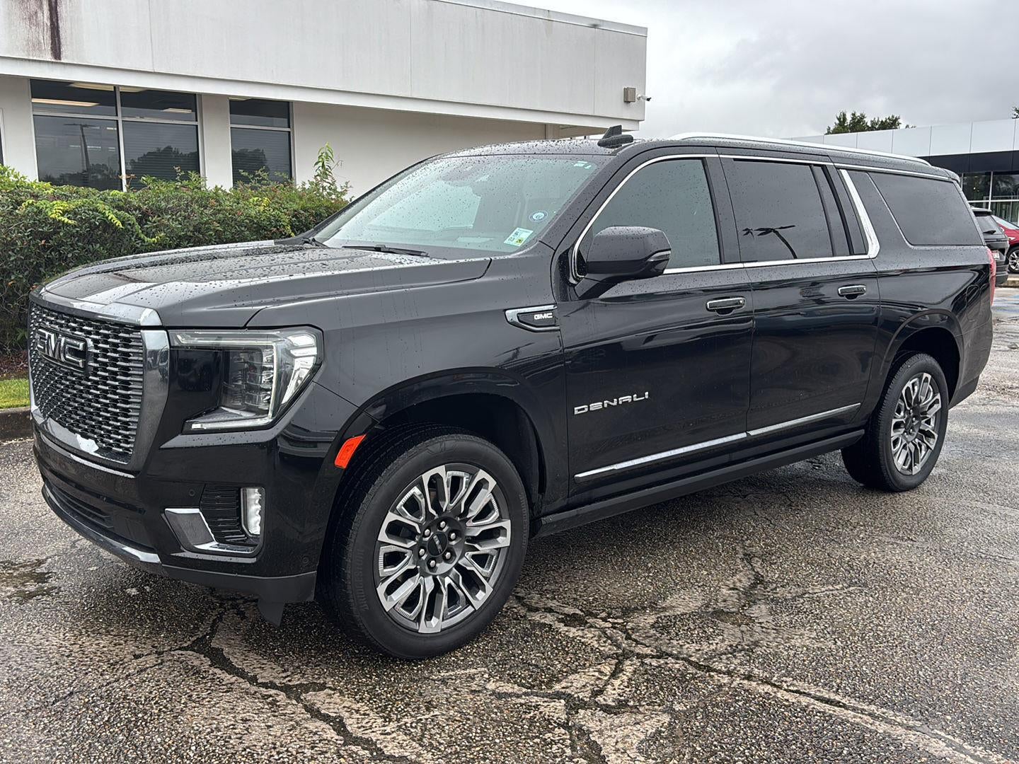 2023 GMC Yukon XL Denali Ultimate