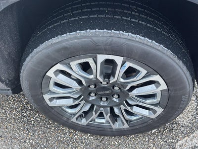 2023 GMC Yukon XL Denali Ultimate