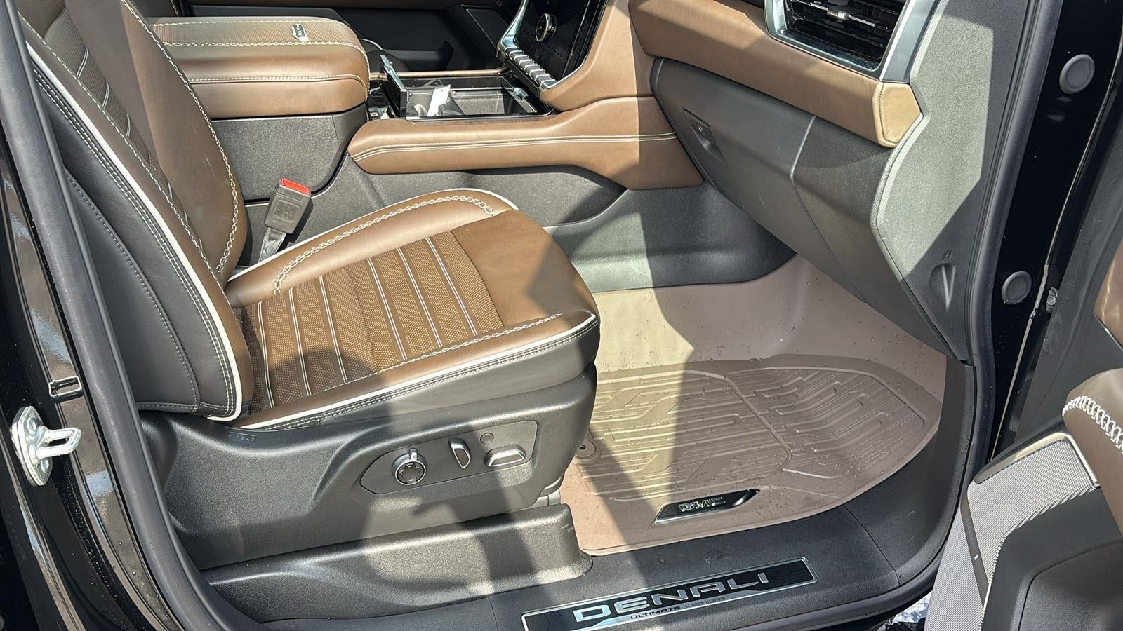 2025 GMC Yukon XL Denali Ultimate