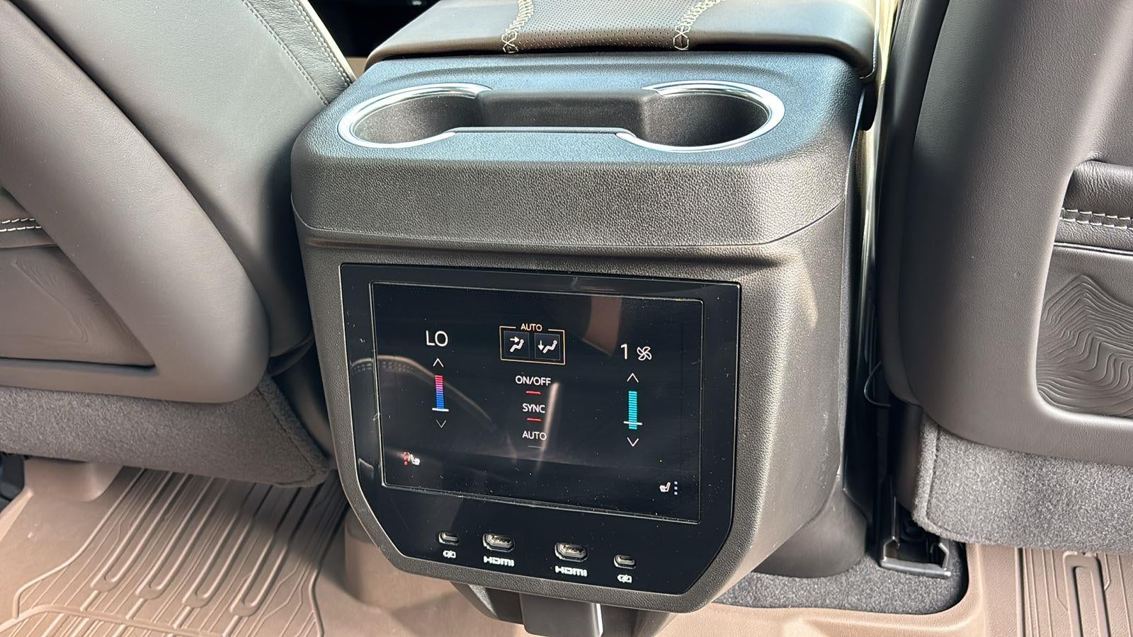 2025 GMC Yukon XL Denali Ultimate