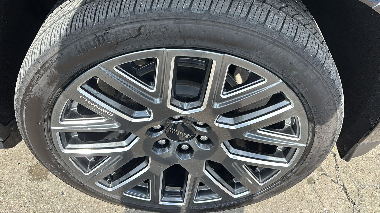 2025 GMC Yukon XL Denali Ultimate