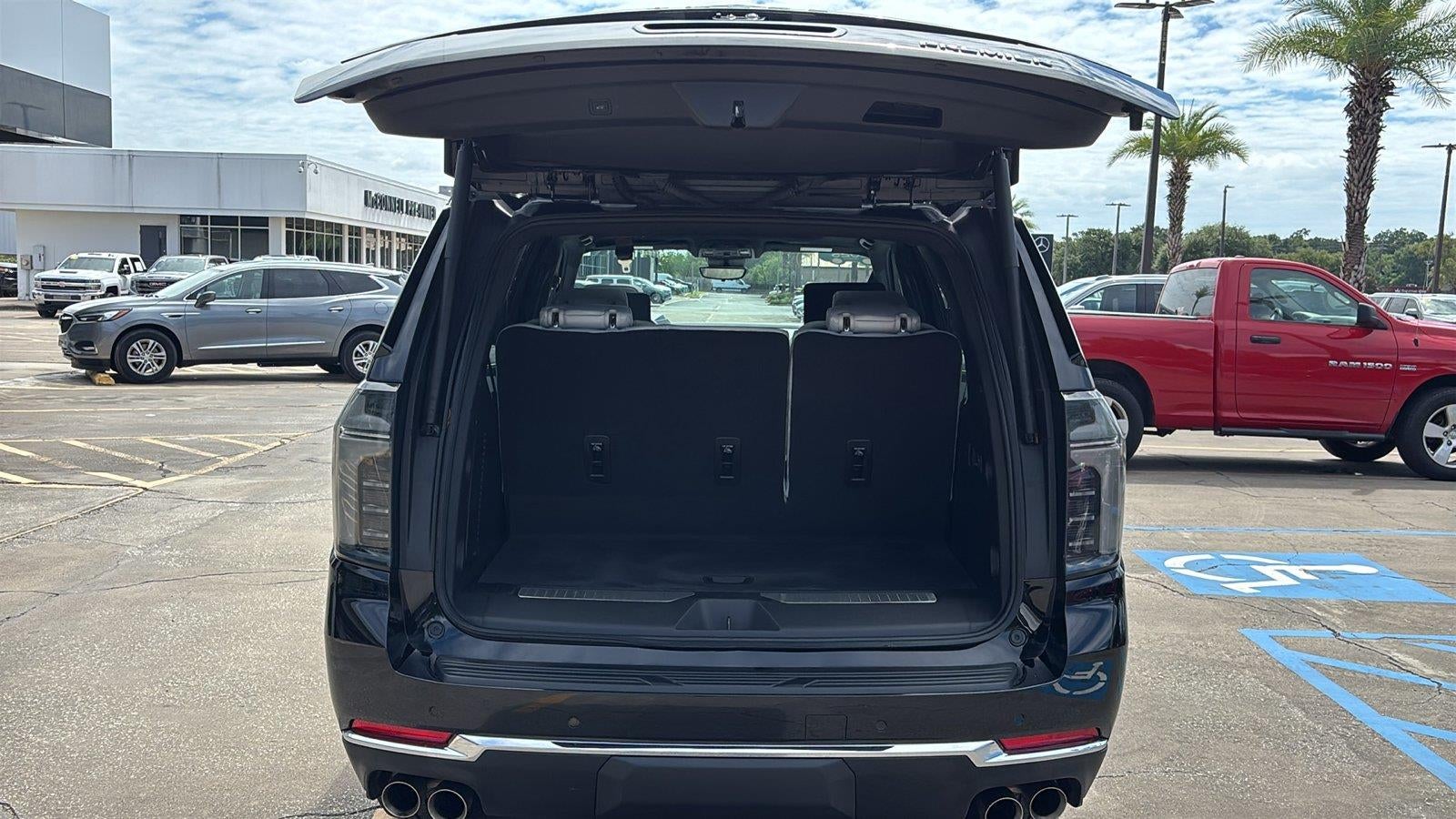 2025 Chevrolet Tahoe Premier