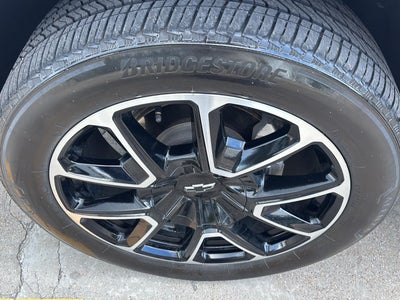 2024 Chevrolet Suburban RST