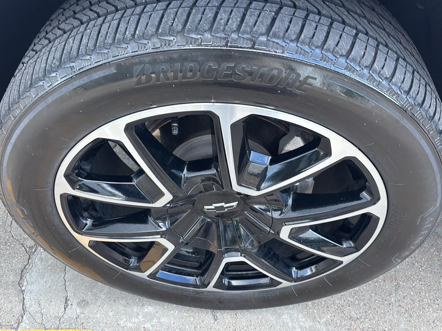 2024 Chevrolet Suburban RST