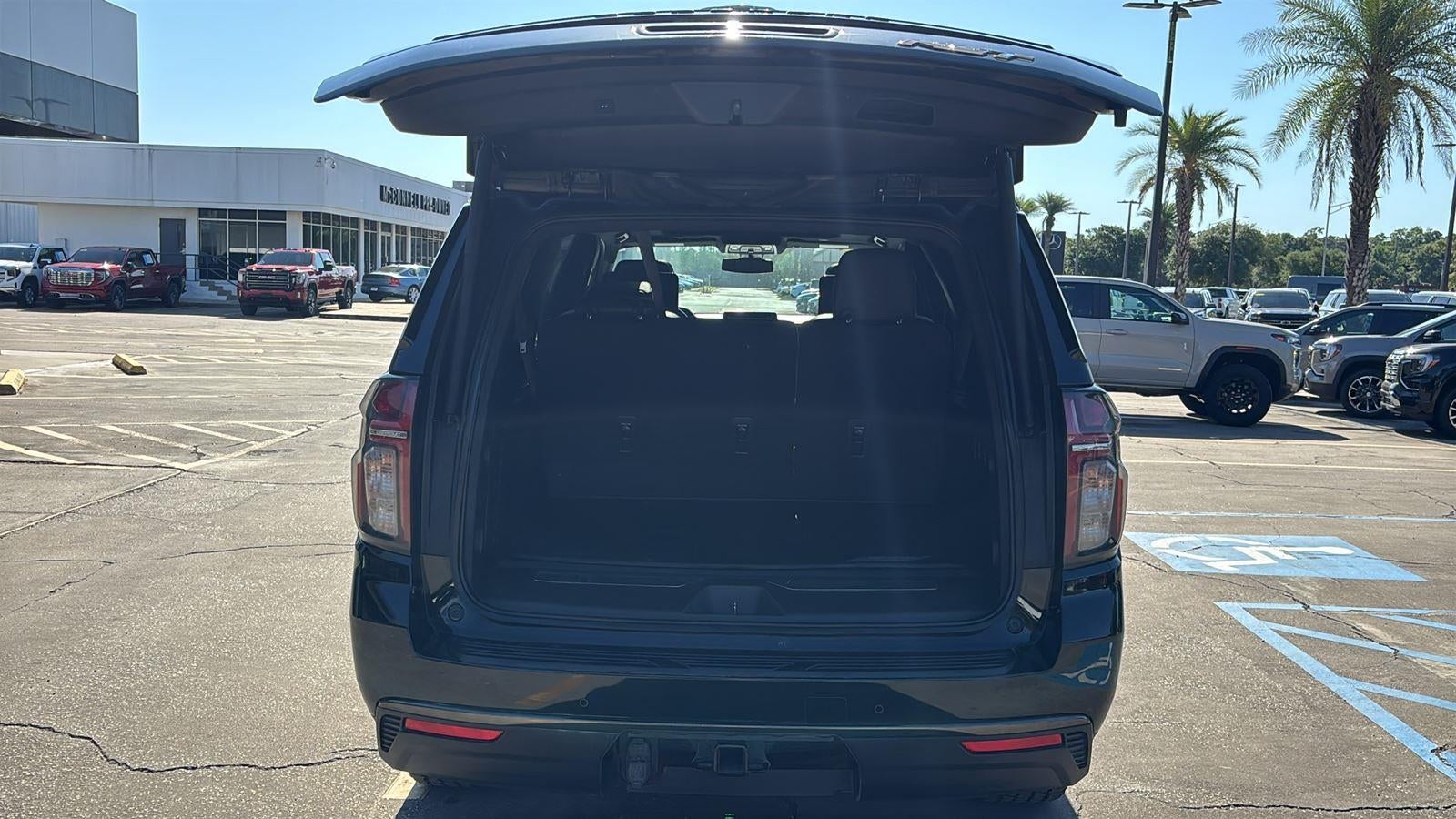 2021 Chevrolet Suburban RST
