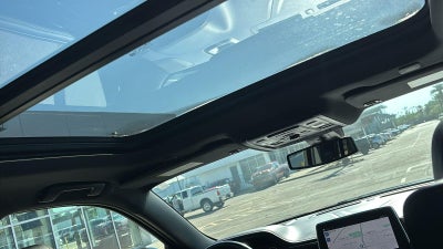 2021 Chevrolet Suburban RST
