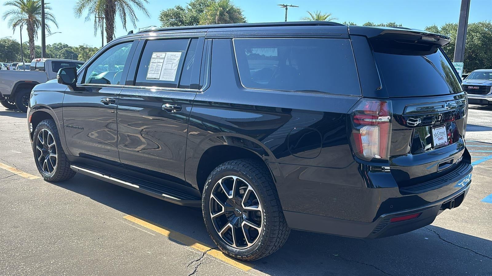 2021 Chevrolet Suburban RST