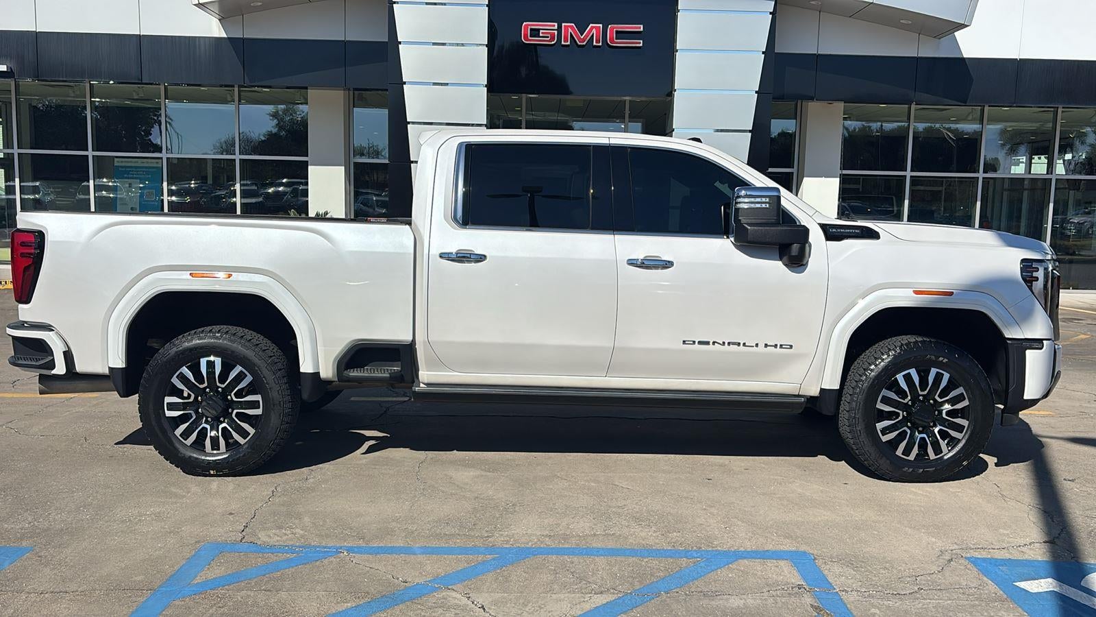 2024 GMC Sierra 2500 HD Denali Ultimate