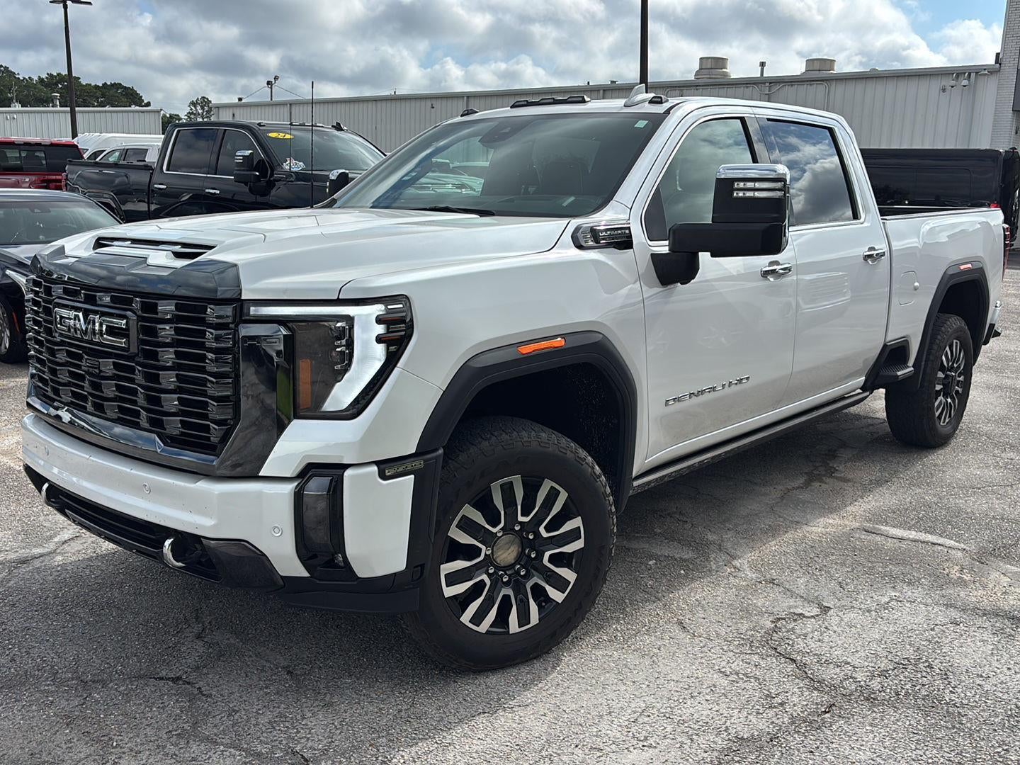 2024 GMC Sierra 2500 HD Denali Ultimate