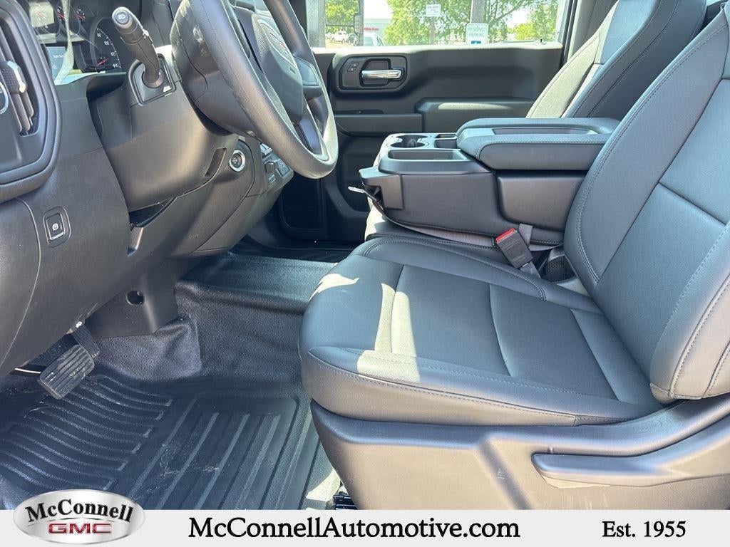 2025 GMC Sierra 3500 HD Pro