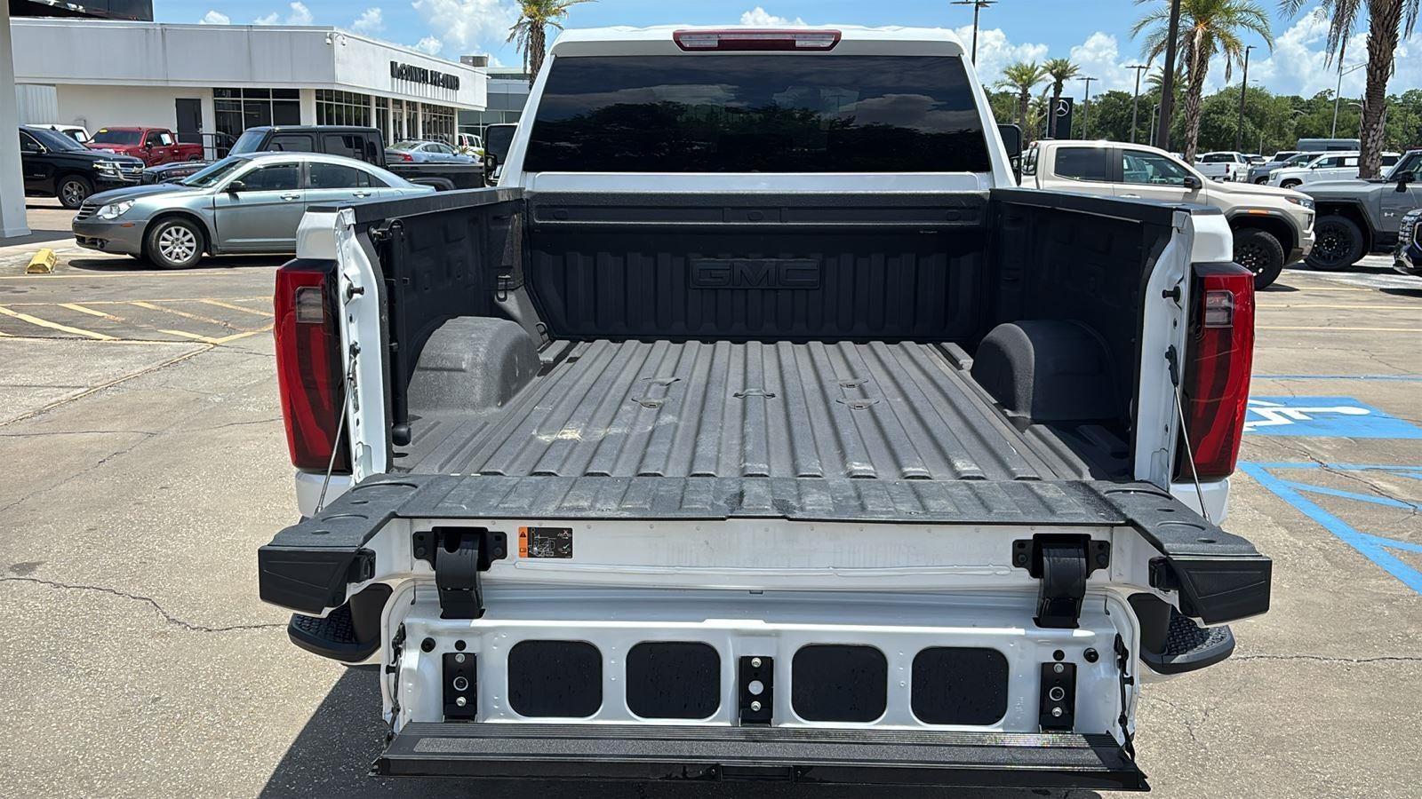 2024 GMC Sierra 2500 HD SLT