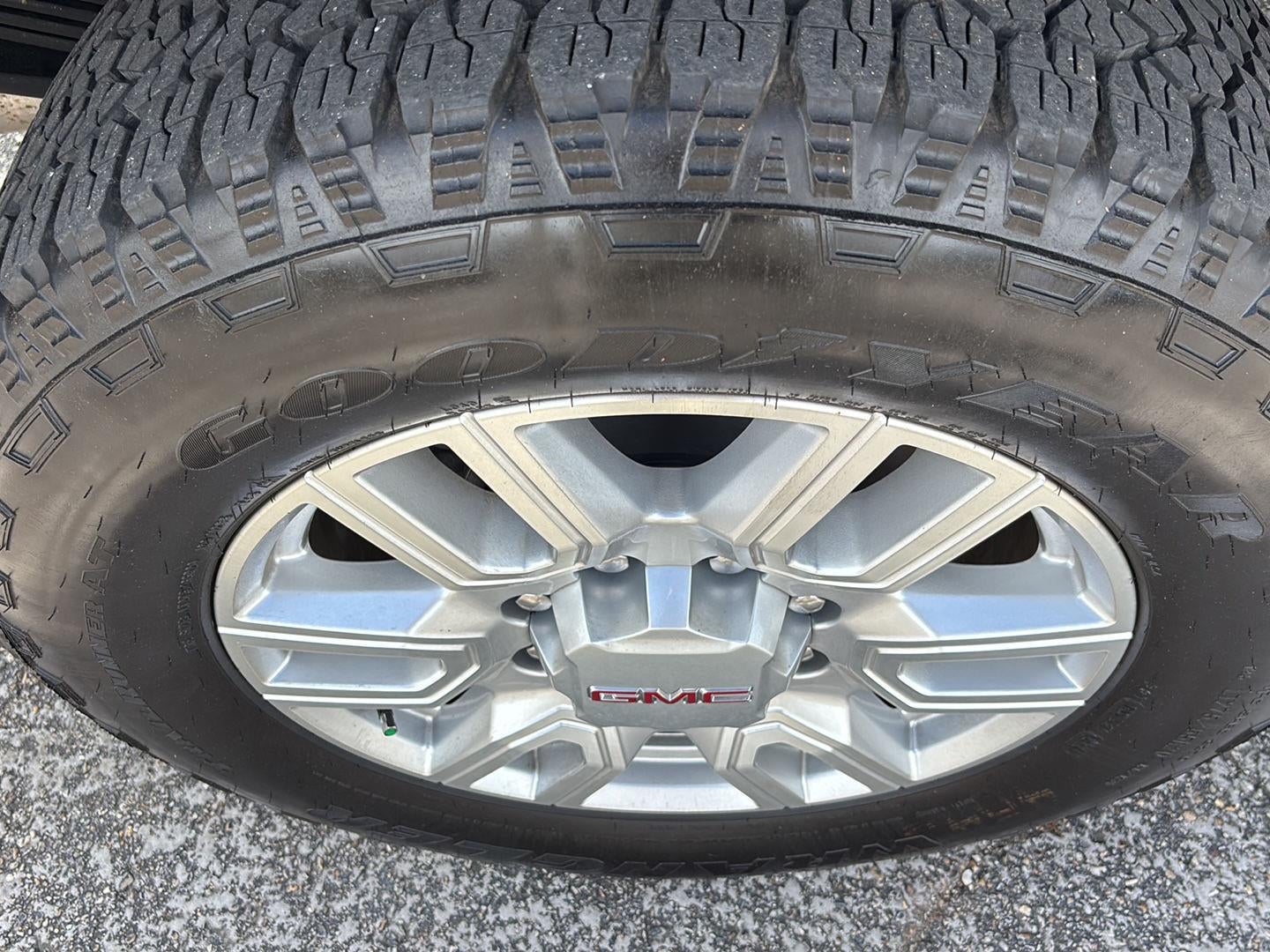 2024 GMC Sierra 2500 HD SLT