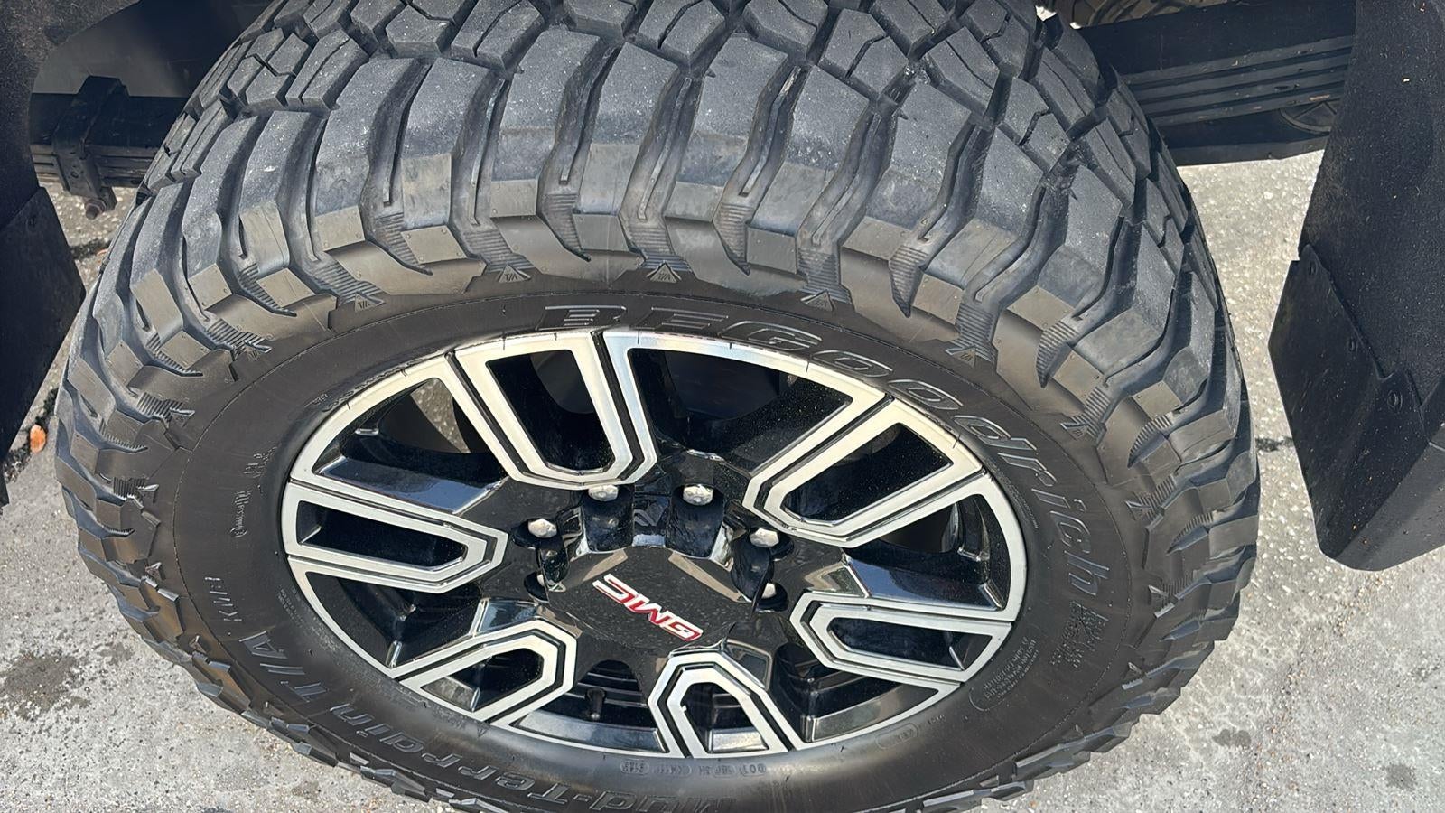 2023 GMC Sierra 2500 HD AT4