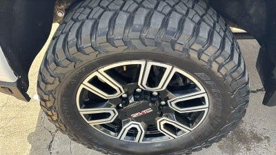 2023 GMC Sierra 2500 HD AT4