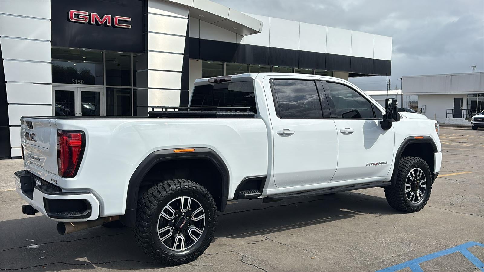 2023 GMC Sierra 2500 HD AT4