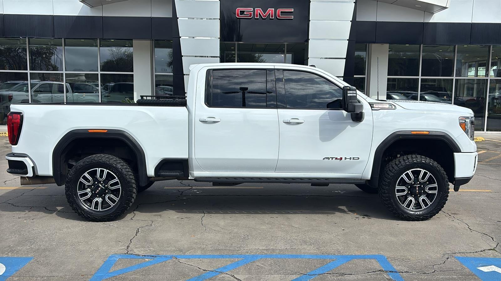 2023 GMC Sierra 2500 HD AT4