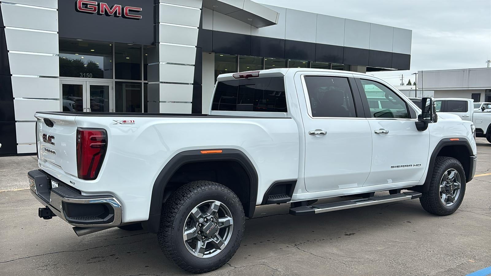2026 GMC Sierra 2500 HD SLT