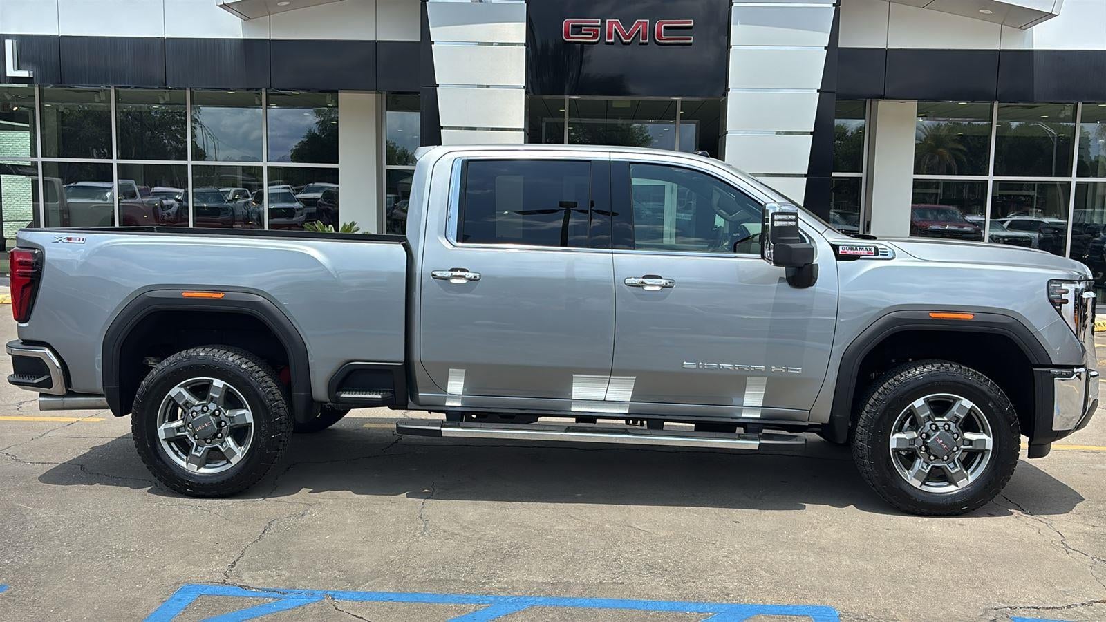 2026 GMC Sierra 2500 HD SLT