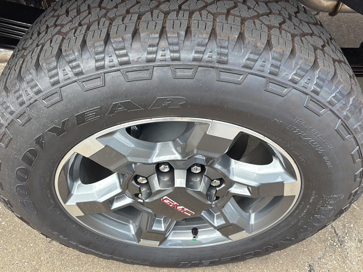 2025 GMC Sierra 2500 HD SLT