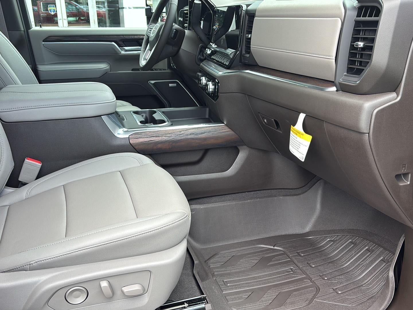 2025 GMC Sierra 2500 HD SLT