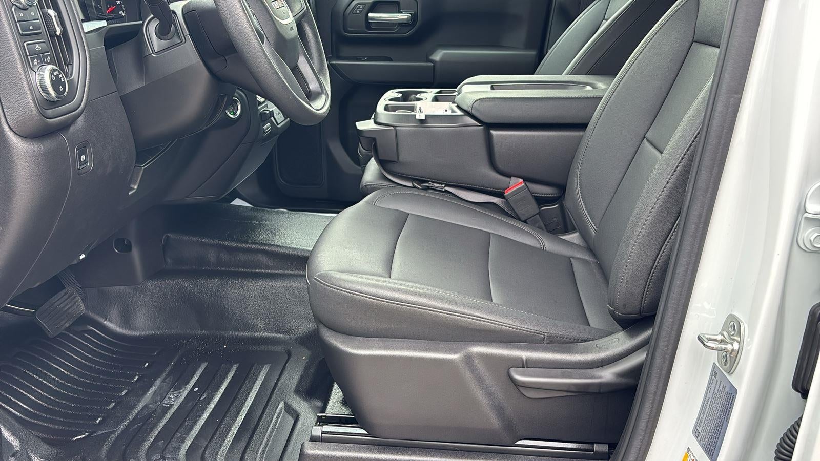 2025 GMC Sierra 3500 HD Pro