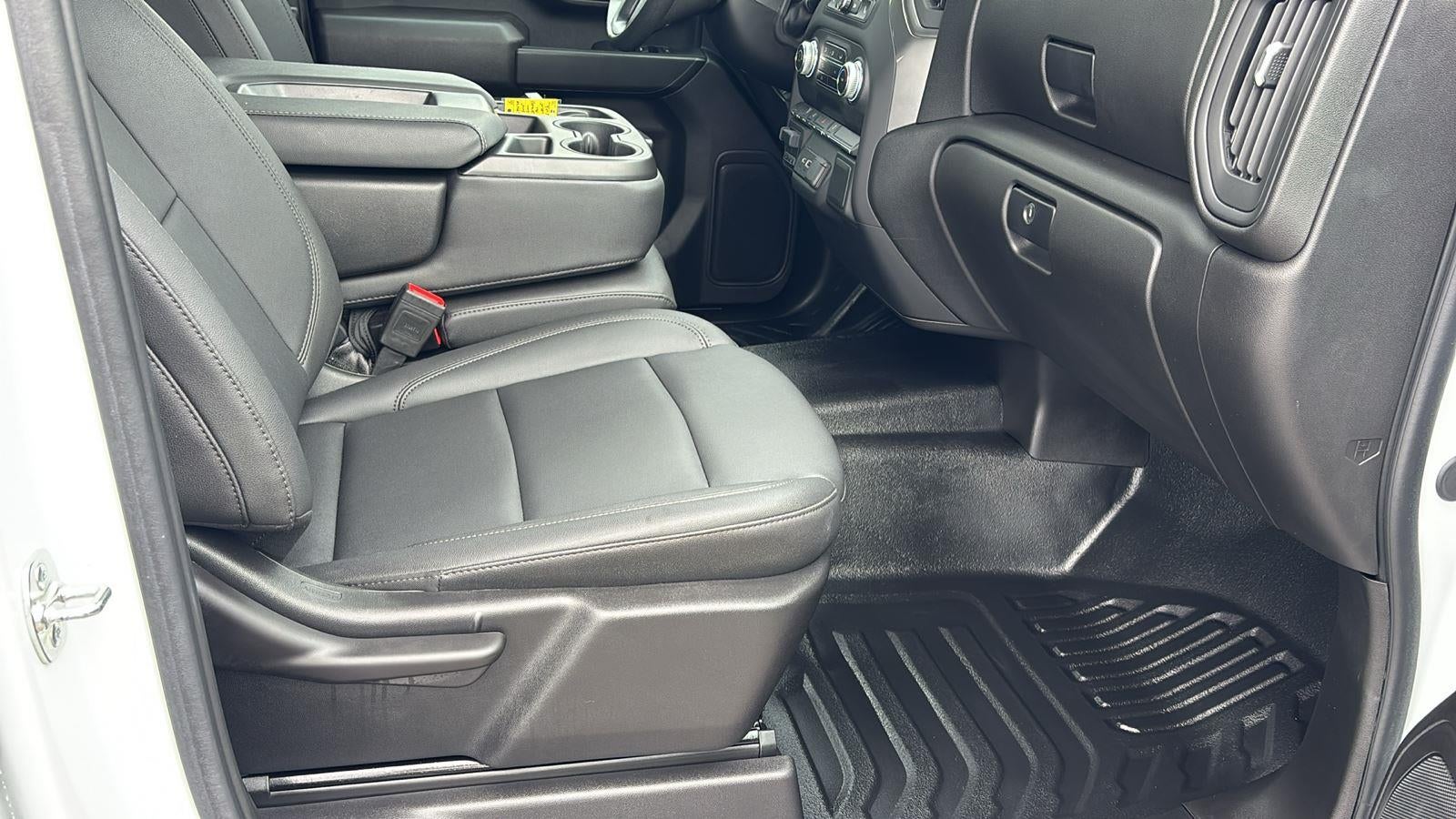 2025 GMC Sierra 3500 HD Pro