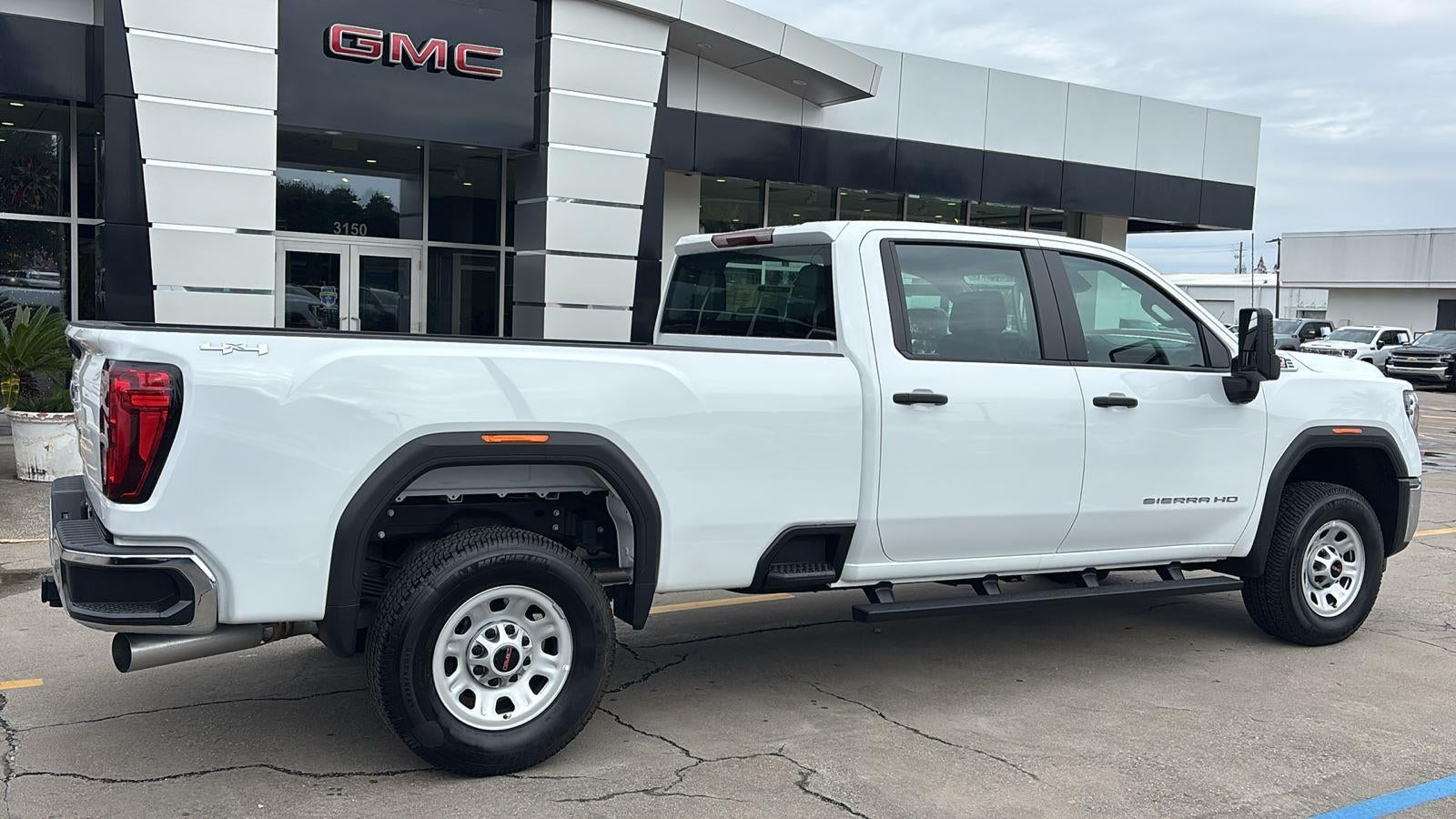 2025 GMC Sierra 3500 HD Pro