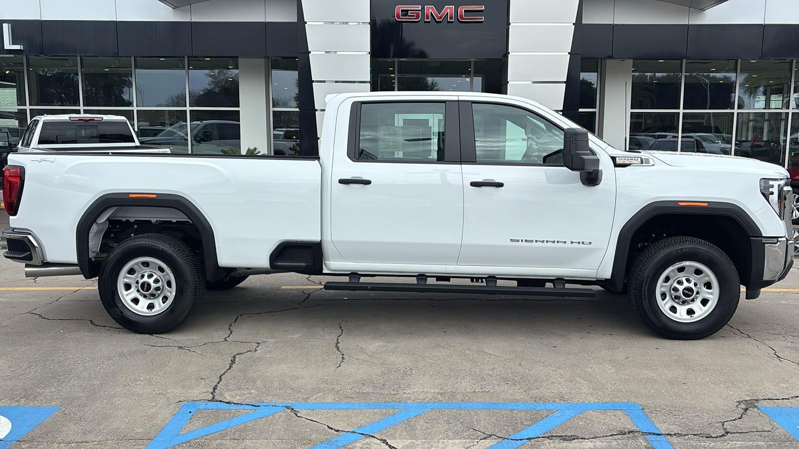 2025 GMC Sierra 3500 HD Pro