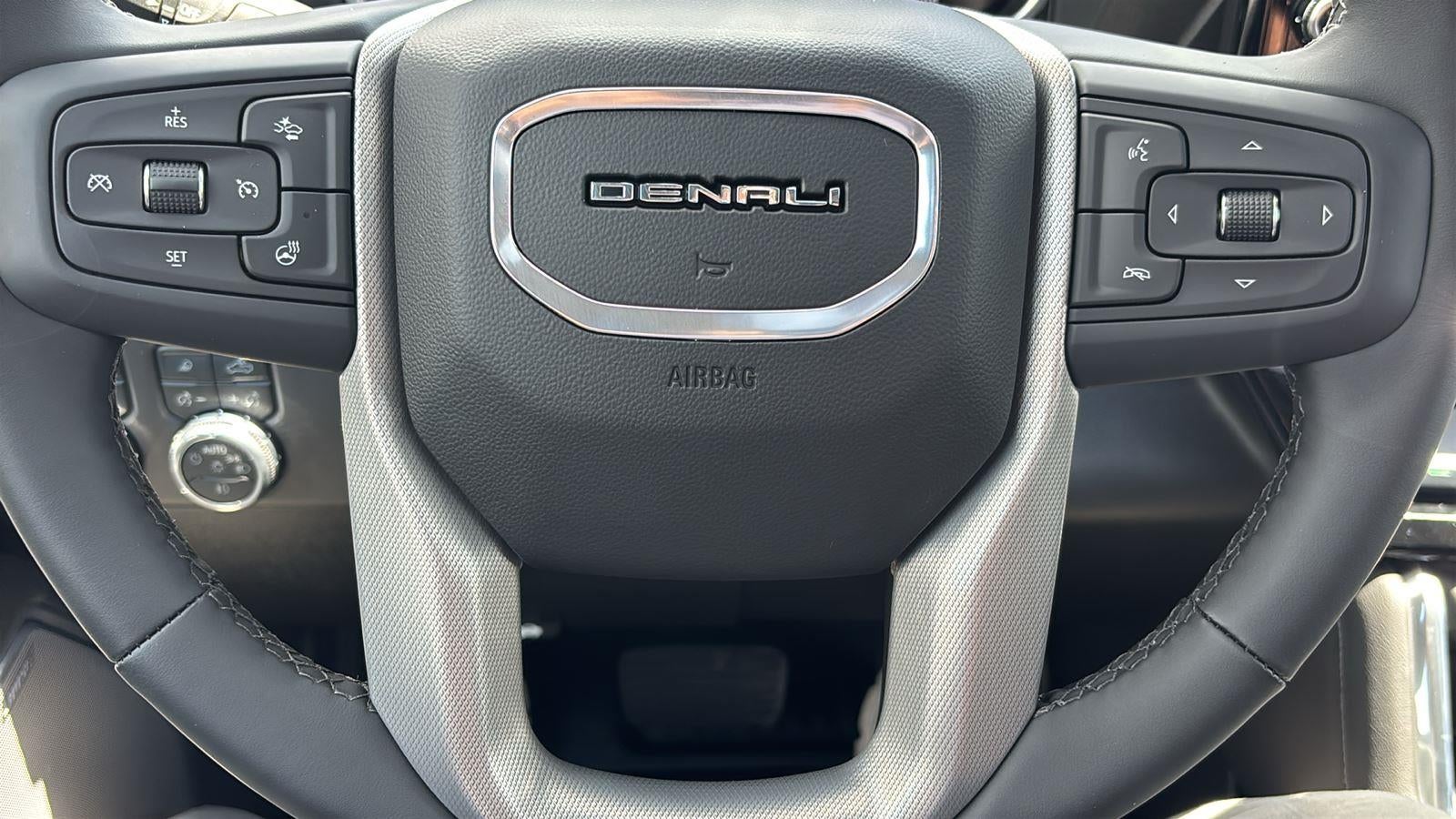 2026 GMC Sierra 3500 HD Denali DRW