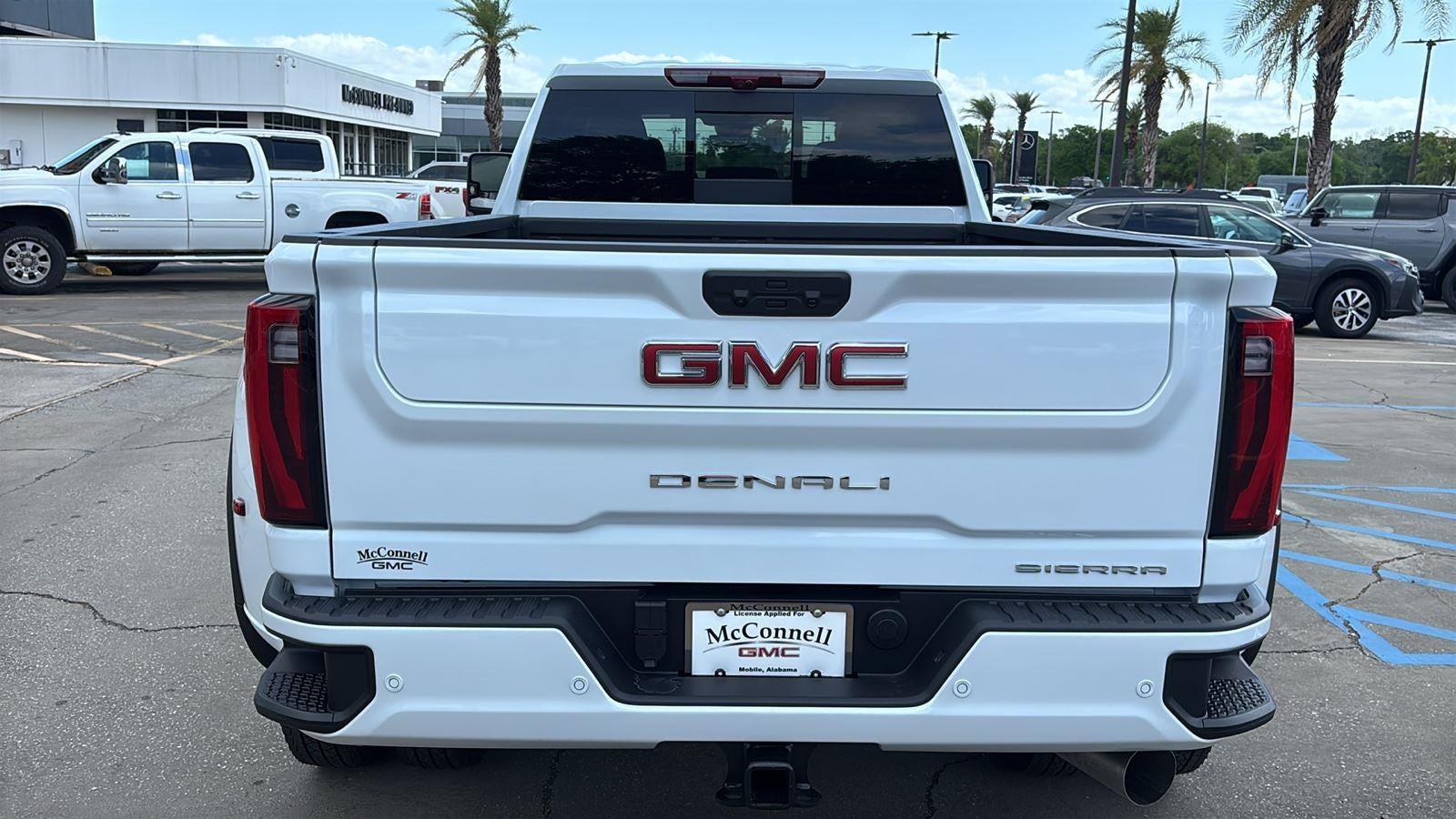2026 GMC Sierra 3500 HD Denali DRW