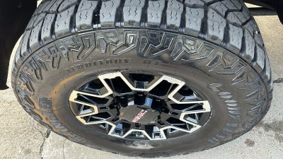 2025 GMC Sierra 2500 HD AT4X