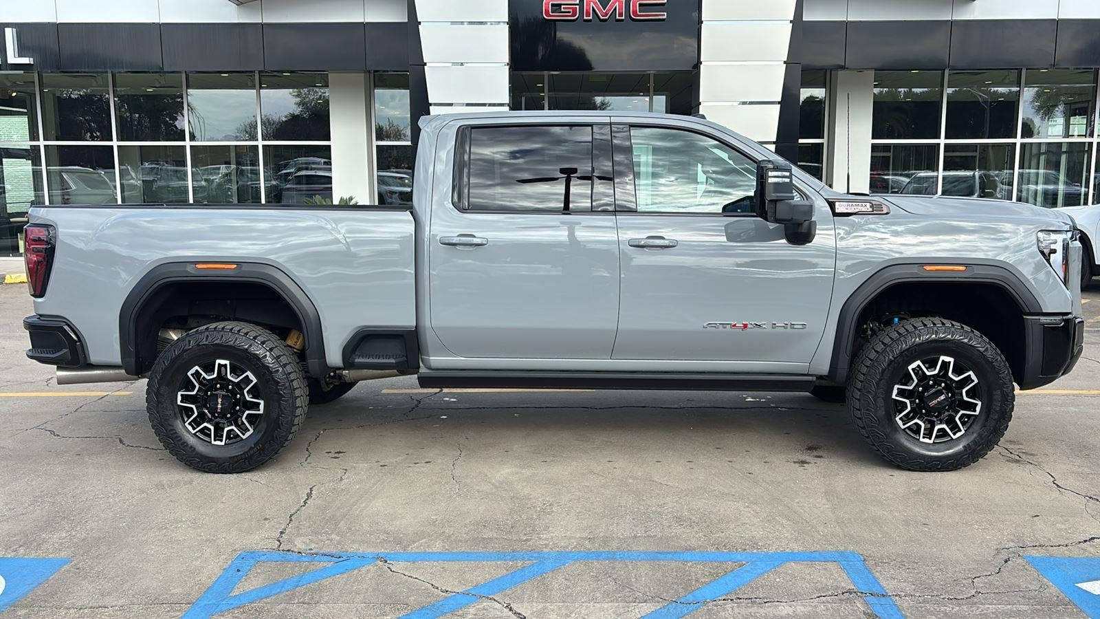 2025 GMC Sierra 2500 HD AT4X