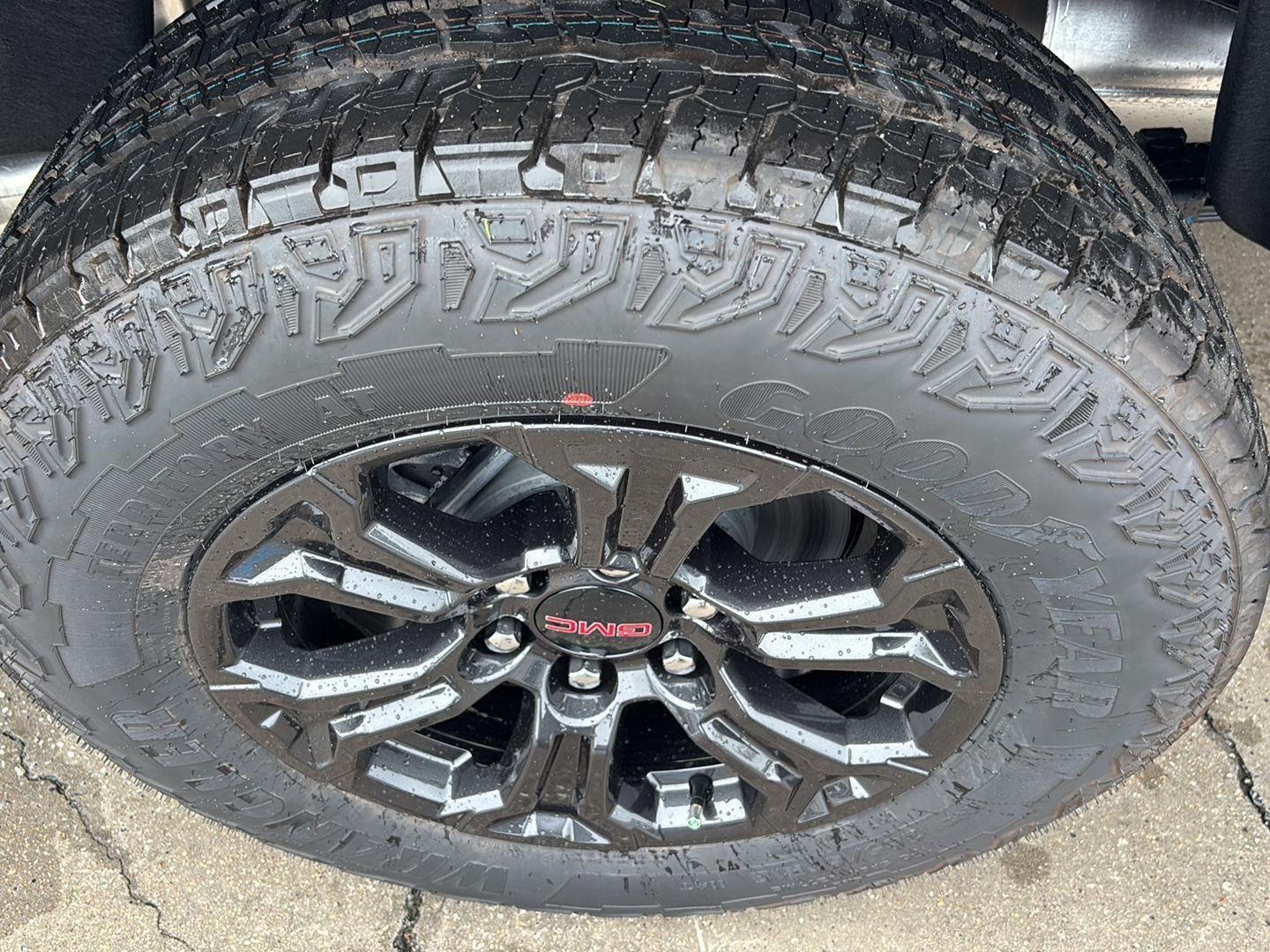 2025 GMC Canyon Elevation