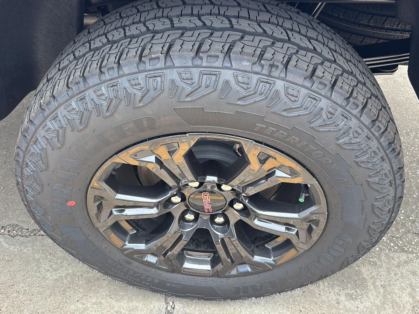 2025 GMC Canyon Elevation