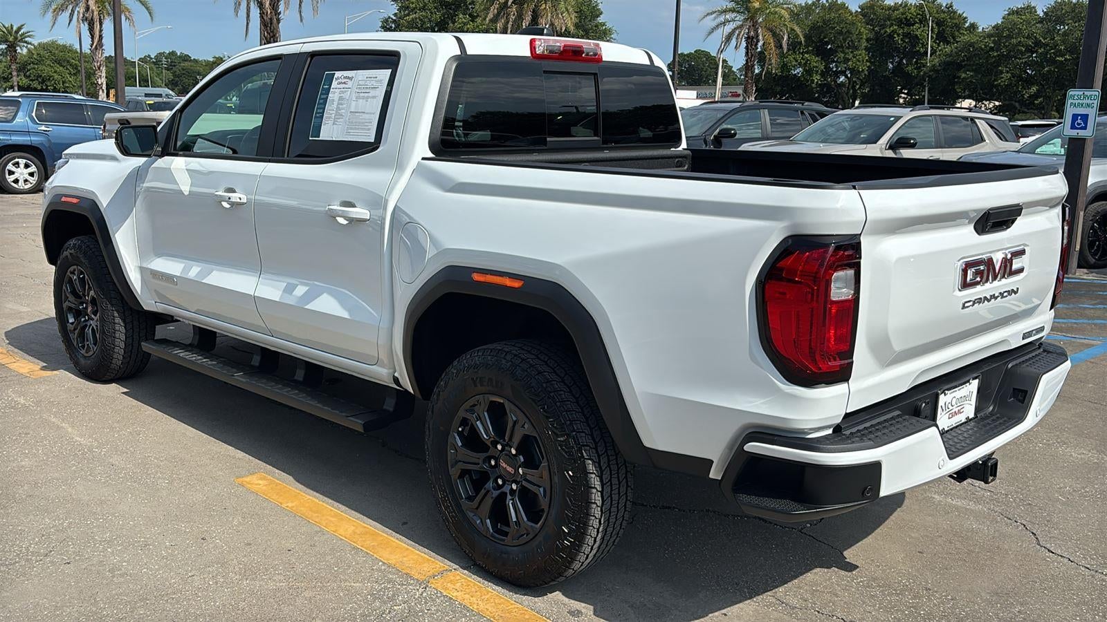 2025 GMC Canyon Elevation