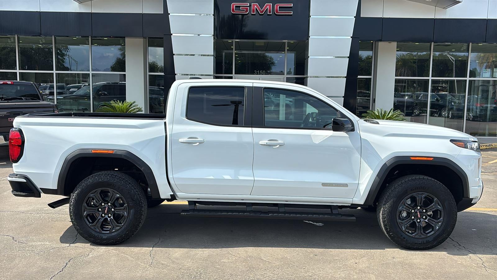 2025 GMC Canyon Elevation